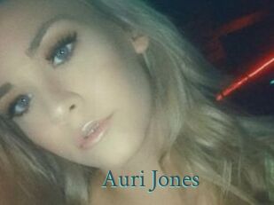 Auri_Jones