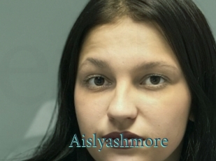 aislyashmore En live show