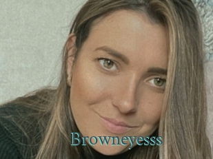 Browneyesss