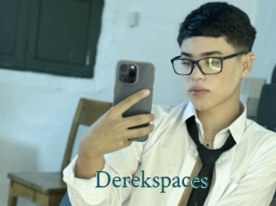 derekspaces En live show