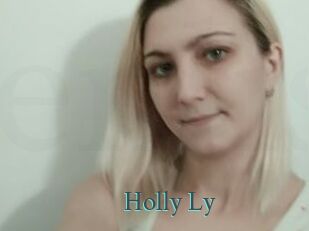 Holly_Ly