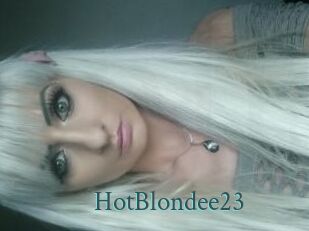 HotBlondee23