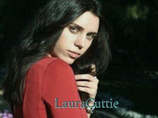 Laura_Cuttie