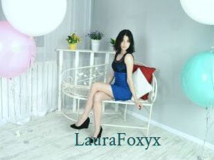 LauraFoxyx