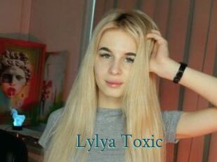 Lylya_Toxic