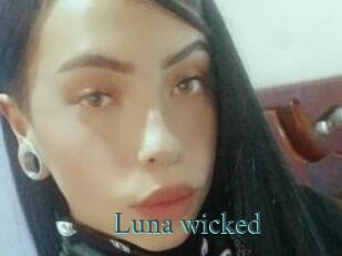 Luna_wicked