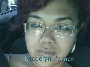 Madelyn_Turner En live show