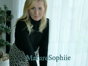 MatureSophiie