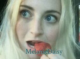 Melanie_Daisy