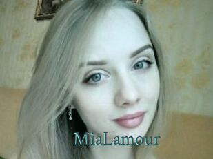 MiaLamour En live show