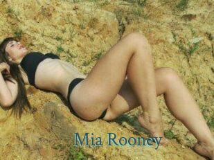 Mia_Rooney