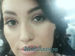 MiahAniston