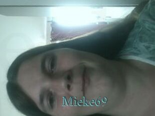 Mieke69