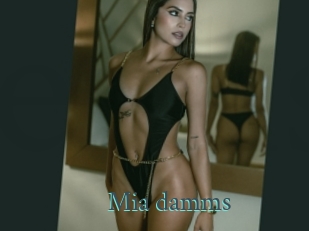 Mia_damms