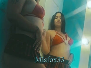 Miafox33