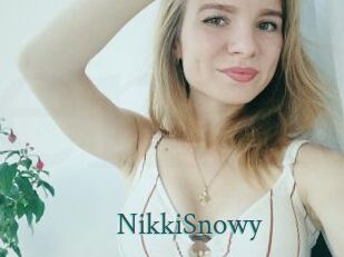 NikkiSnowy