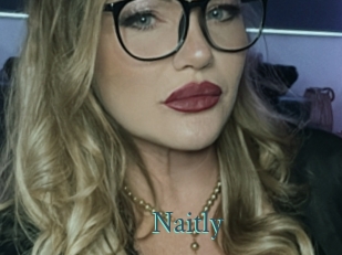 naitly En live show