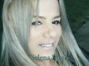 Selena_Fox1