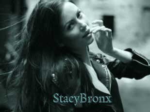StacyBronx En live show