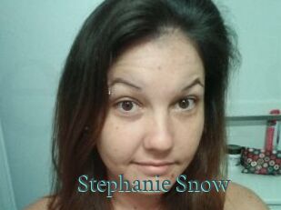 Stephanie_Snow