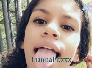 TiannaFoxxx